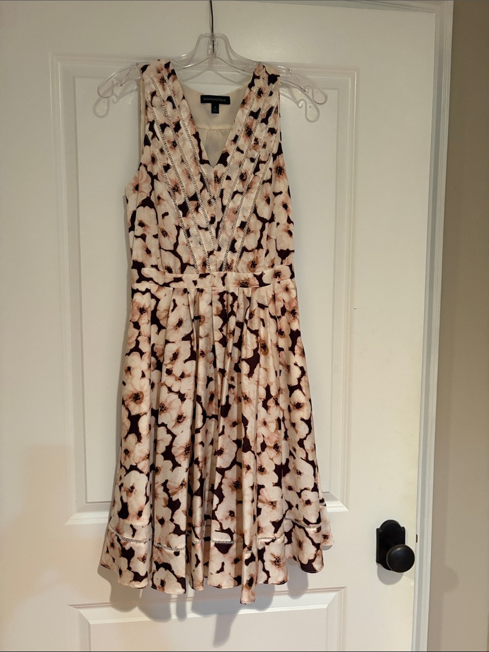 Banana Republic Cream and Black Floral V‑Neck Fit & Flare Dress